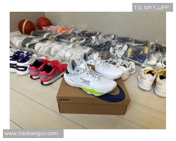亚瑟士联名复古篮球鞋重塑经典风潮引领时尚潮流新风尚